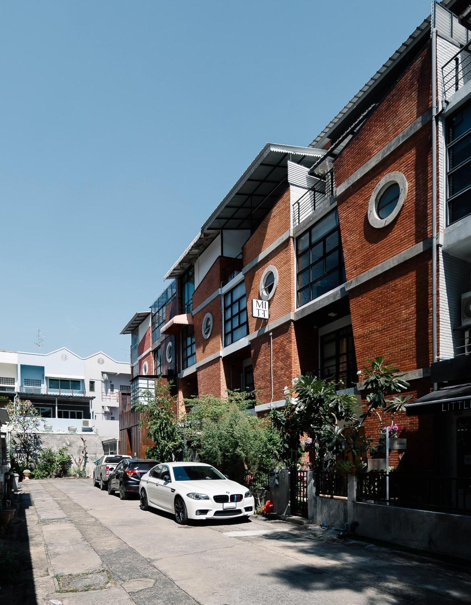 Mitt Haus Hotel Bangkok Exterior foto